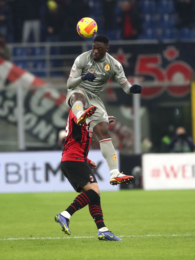 El Milan extiende el partido a los tiempos extras y en la última media hora de partido se encargan se resolver el resultado y vencen 3-1 al Genoa.