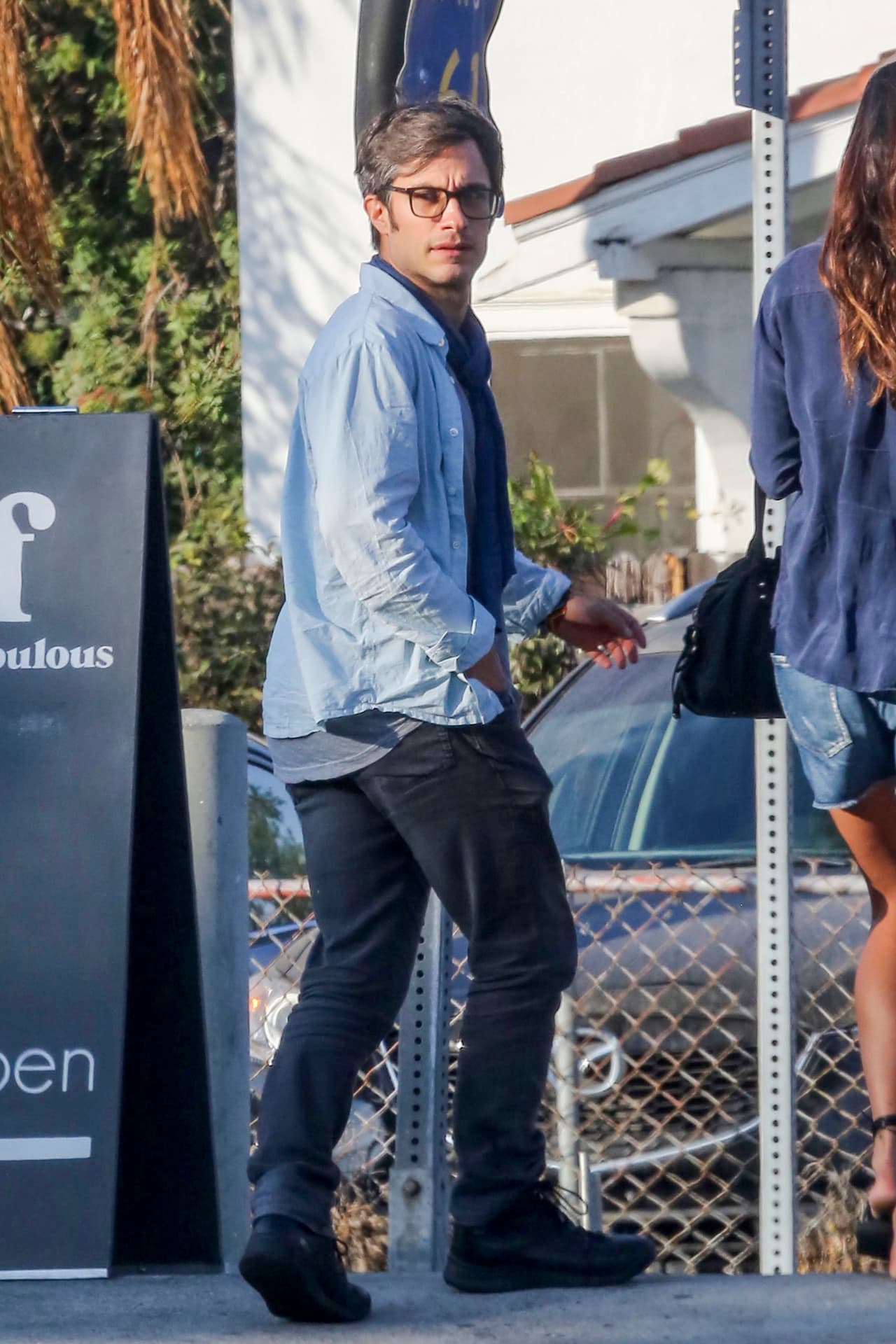 Él está acostumbrado a tener tanta atención, pero su amorcito no.