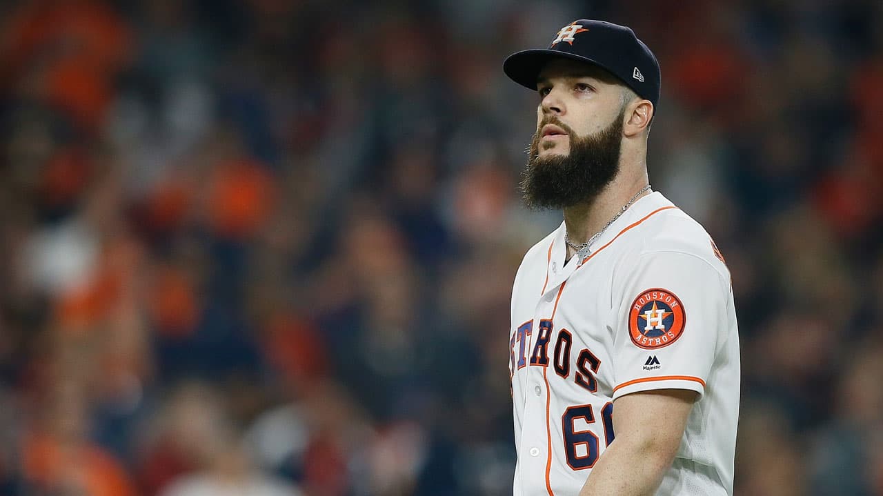 <br>Dallas Keuchel, serpentinero de los Houston Astros en 2017 se convirtió en el primer pelotero en disculparse por el robo de señales en la MLB.
<br>