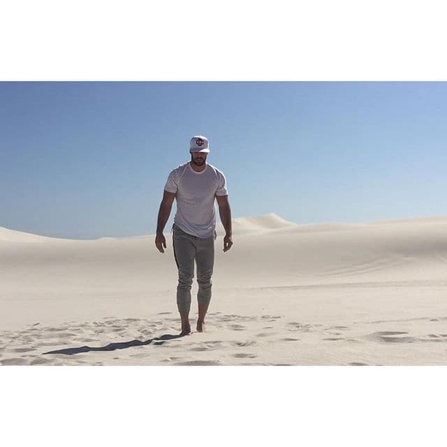 Desde hace semanas este regreso se veía venir, más aún cuando Elizabeth viajó con sus hijos a Sudáfrica.