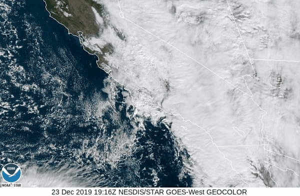 Lluvias provocan inundaciones y condiciones peligrosas en las carreteras del sur de California