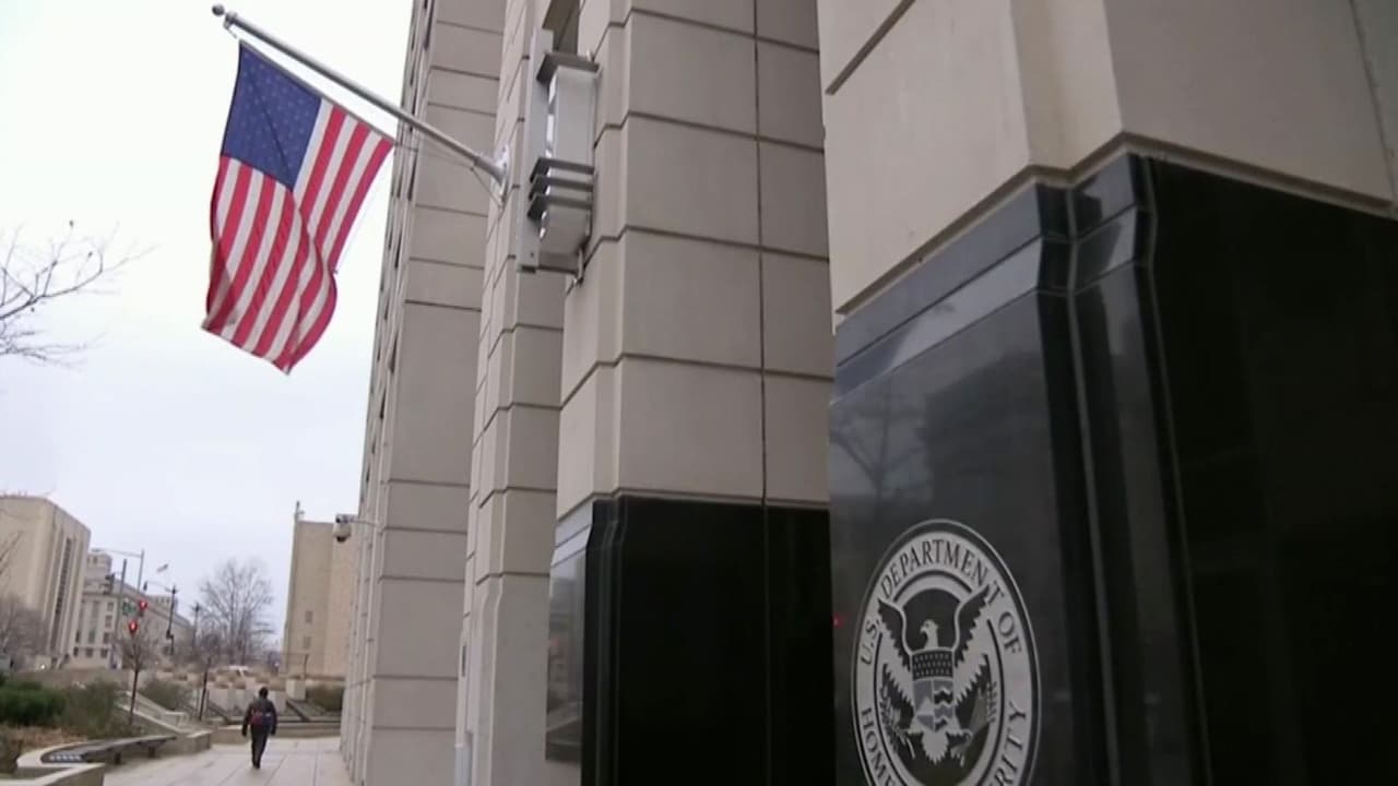Fondos para DHS: ¿Por qué ICE y la Patrulla Fronteriza siguen en la incertidumbre?