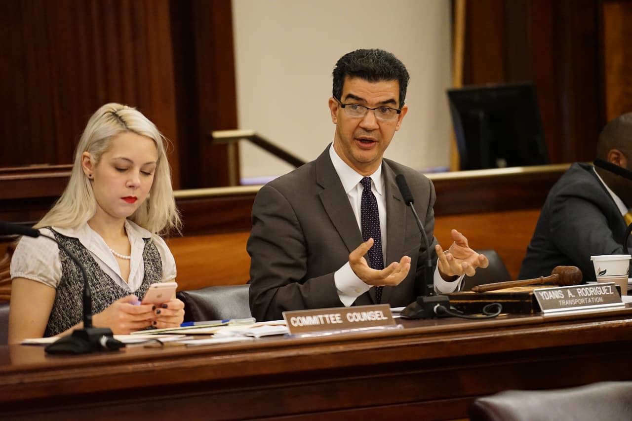 El concejal Ydanis Rodríguez, presidente del Comité de Transporte del Concejo Municipal.