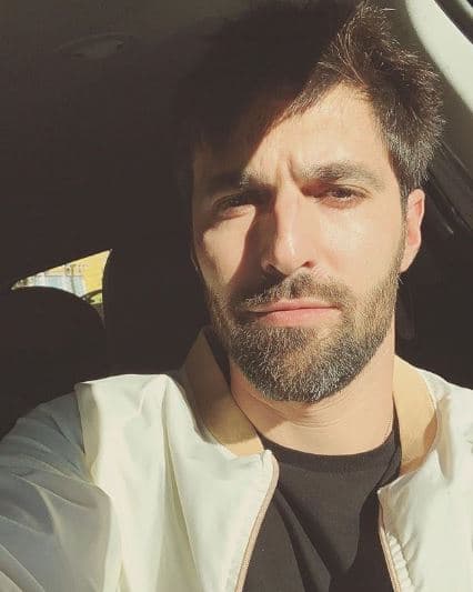 Osvaldo inició su carrera actoral en 2005. Su primera telenovela en Televisa fue bajo la producción de José Alberto 'El Güero' Castro en 'Palabra de mujer', en el año 2007.