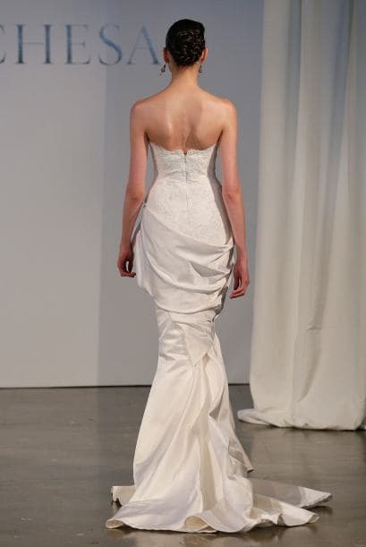 Es perfecto para enmarcar la silueta y sin duda sería completamente distinto del que usó anteriormente.