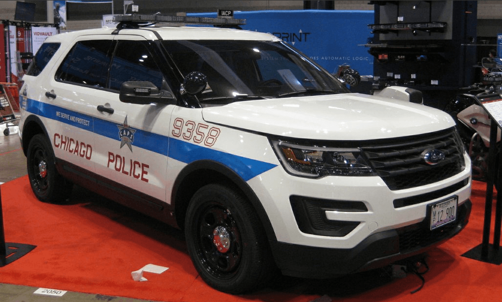 La policía de Chicago dio a conocer sus nuevas patrullas y vehículos policiales con los que intentan frenar la violencia en la ciudad.