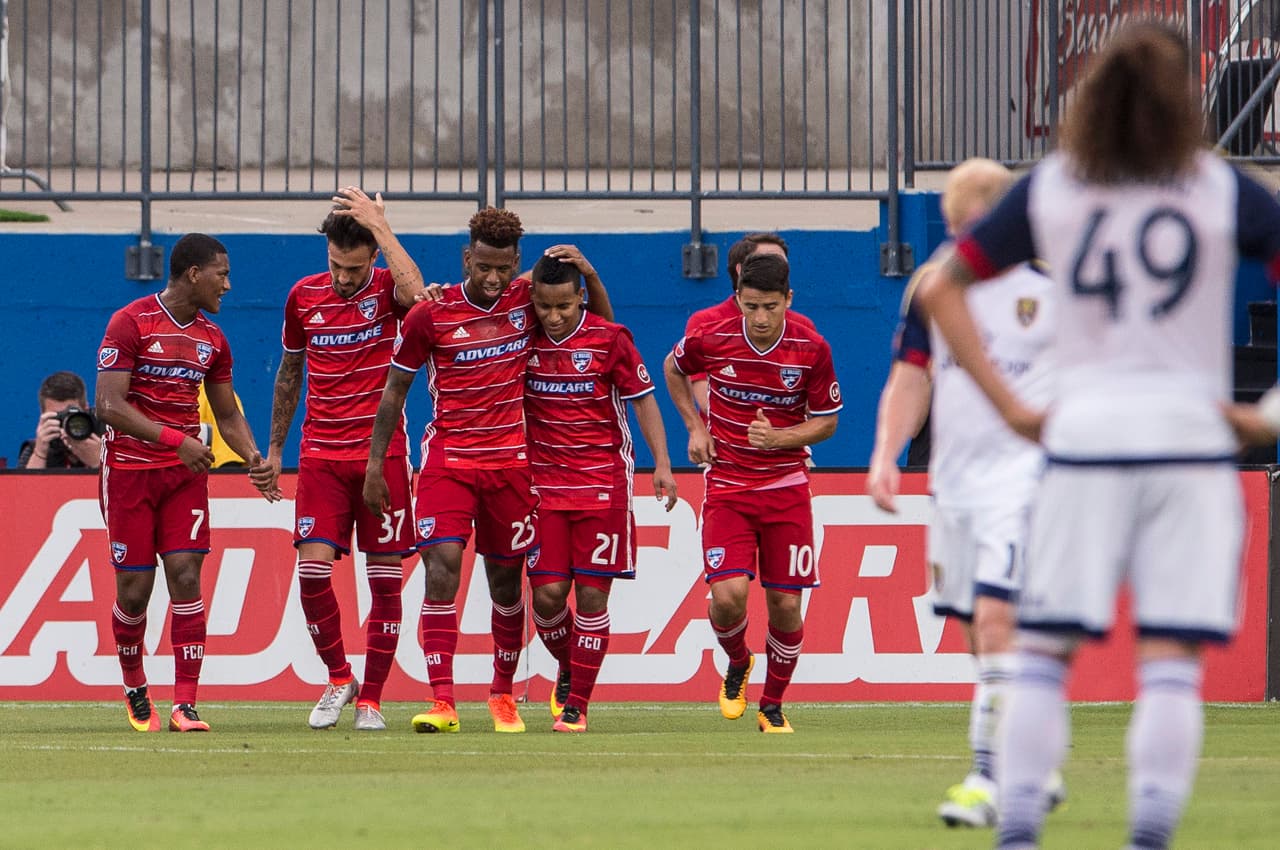 FC Dallas convence y derrota 2-0 a Real Salt Lake
