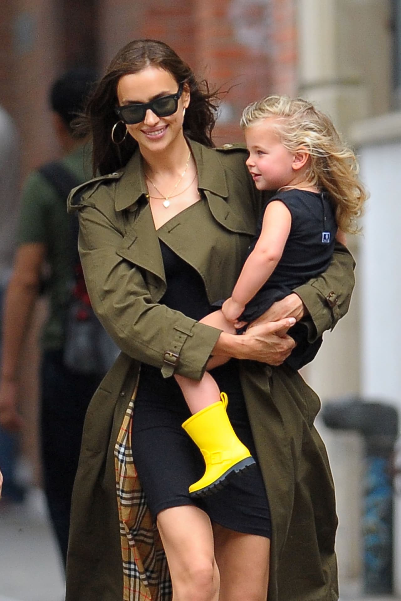 "Están 100 por ciento en la misma página para asegurarse de que su hija esté feliz y bien cuidada".