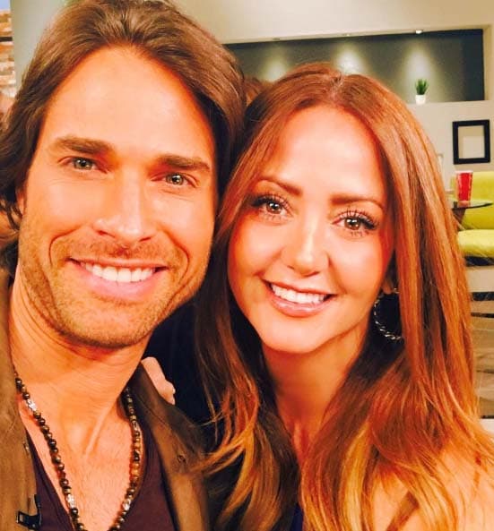 El galán #1 de las telenovelas mexicanas es sin duda alguna Sebastián Rulli. Él y Andrea son muy buenos amigos.