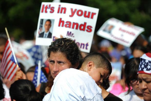 Immigrantes indocumentados conforman poco más del 4% de la población adulta en EU pero dado su alto nivel de nacimientos y su joven edad, sus hijos comparten el 8% de los recién nacidos aquí.