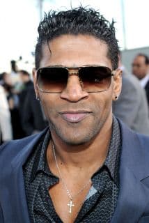 Omega tiene una larga lista de conflictos.