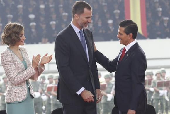 "Esta distinción es para nosotros una invitación a convertirnos en 'chilangos' y a formar parte de la apasionante aventura cotidiana que es sentirse ciudadanos de una de las ciudades más bellas y fascinantes del mundo". dijo Felipe.