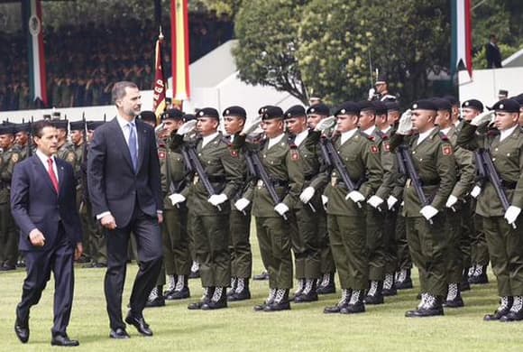 El sitio oficial de los Reyes de España afirma que la jornada de los soberanos concluirá con la cena que el Presidente de México y su esposa ofrecerán en el Palacio Nacional en su honor.