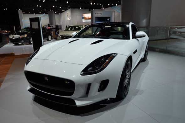El Jaguar F-Type coupé fue uno de la autos más bonitos de Detroit.