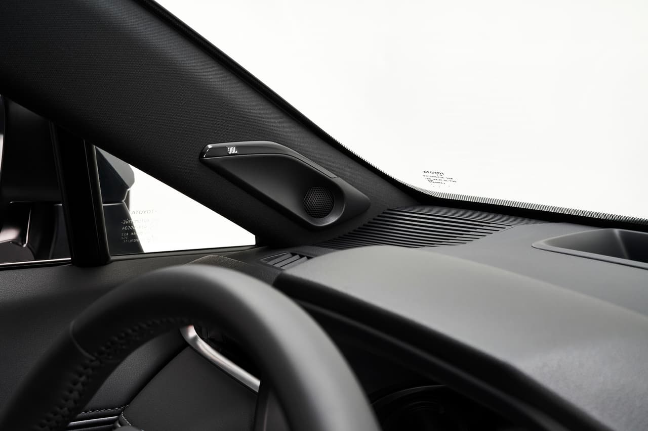 Este tipo de funcionalidades hasta ahora estaba disponible en carros de lujo como la clase SL de Mercedes-Benz.