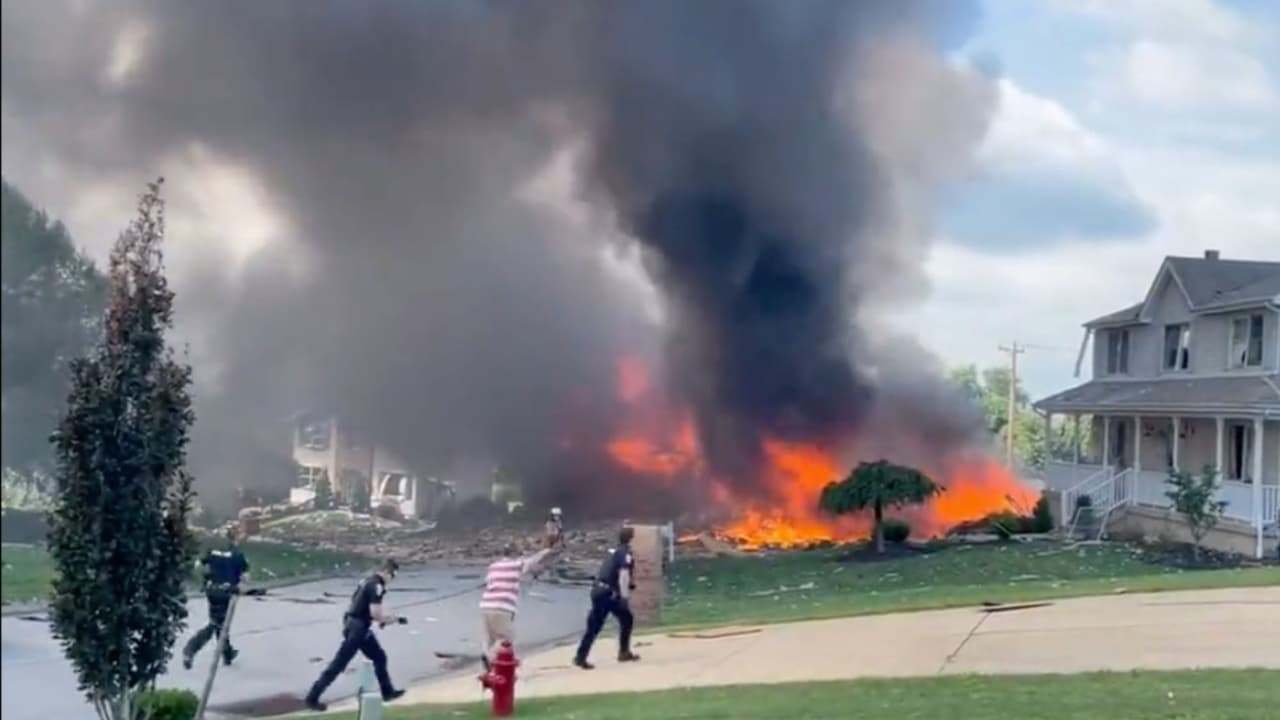 Tres personas fueron trasladadas a hospitales del área, una en estado crítico.