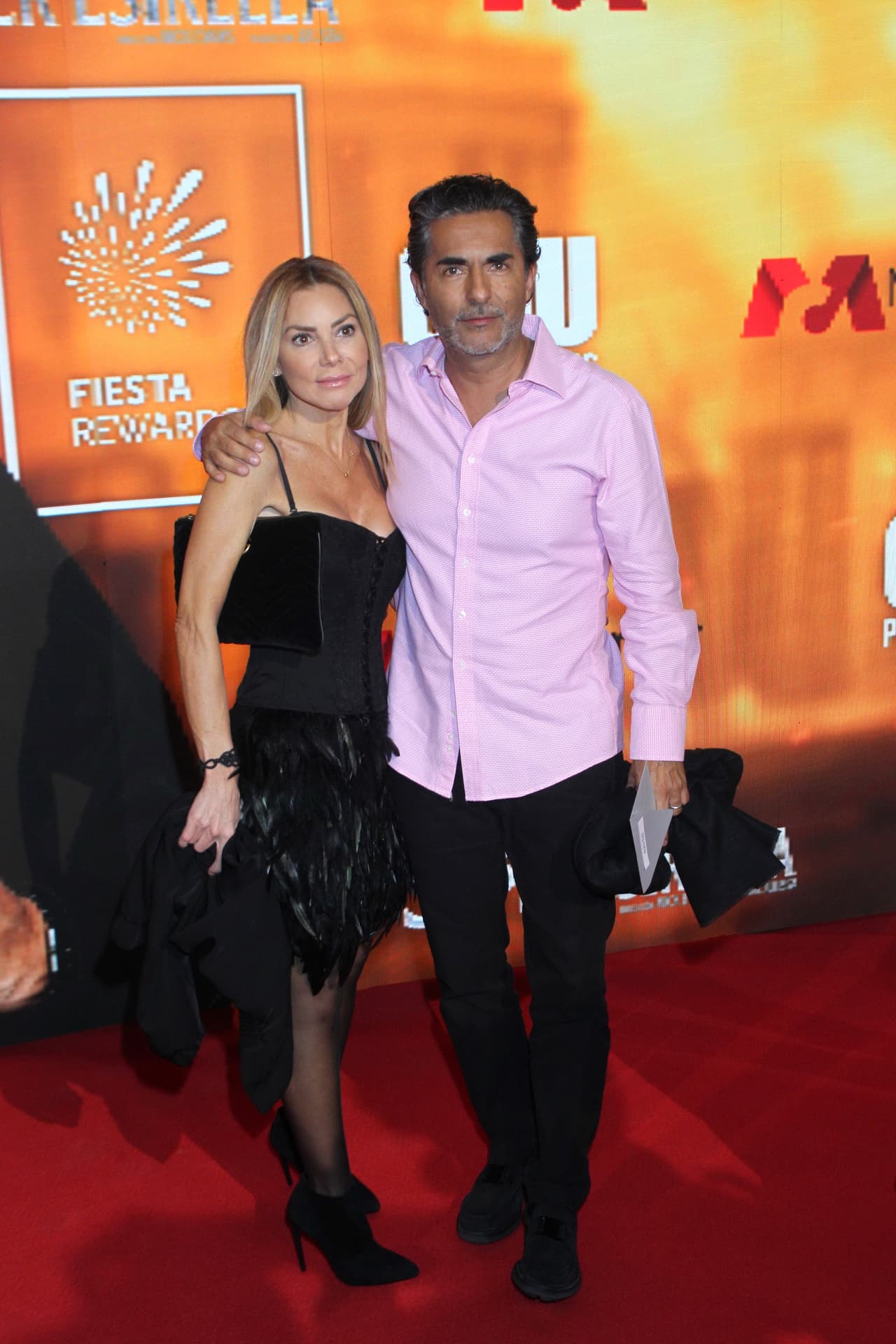 Raúl Araiza aseguró que 
<b>mantiene una <a href="https://www.univision.com/famosos/no-me-sentia-completo-raul-araiza-habla-sobre-la-decision-que-tomo-de-separarse-de-su-esposa-fotos">buena relación con la madre de sus hijas</a></b>, 
<b>Fernanda Rodríguez</b>, con quien compartió 24 años de su vida y terminaron su relación hace 11 meses.