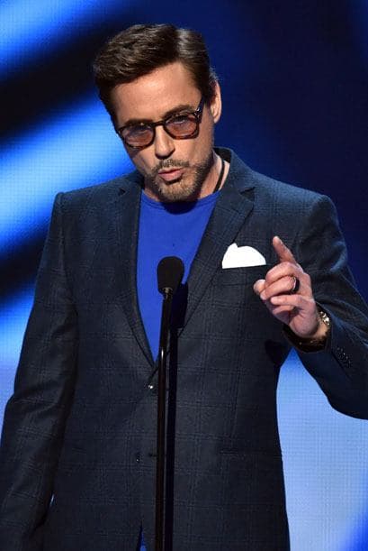 Robert Downey Jr. es sin duda uno de los consentidos de los People's Choice Awards, y se llevó otro trofeo más a casa.