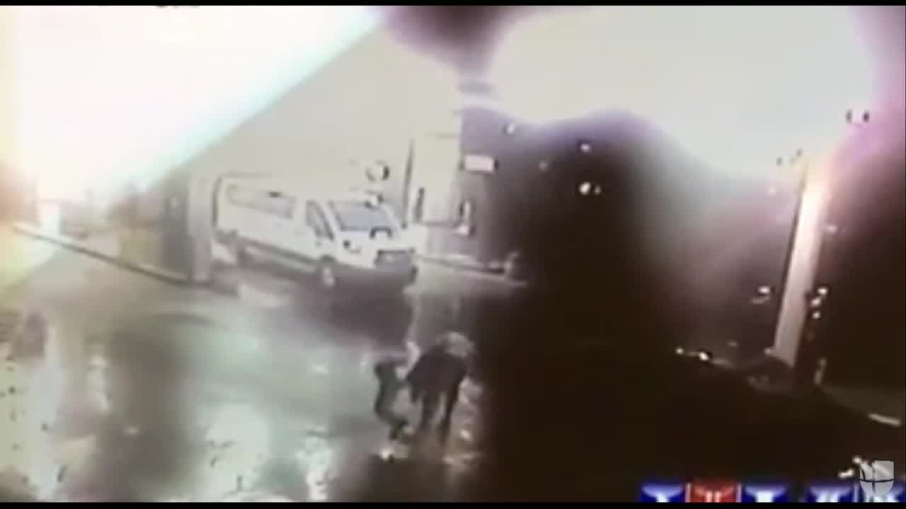 Un ladrón intentó asaltar a un exluchador profesional de WWE y acabó inmovilizado en segundos