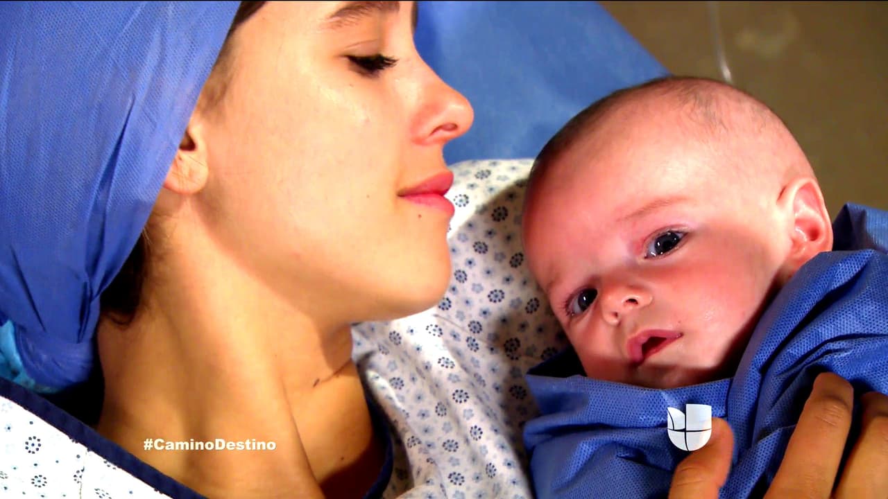 En Un Camino Hacia El Destino, Paulina Goto vivió uno de los días más felices de su vidal al convertirse en la mamá más hermosa.