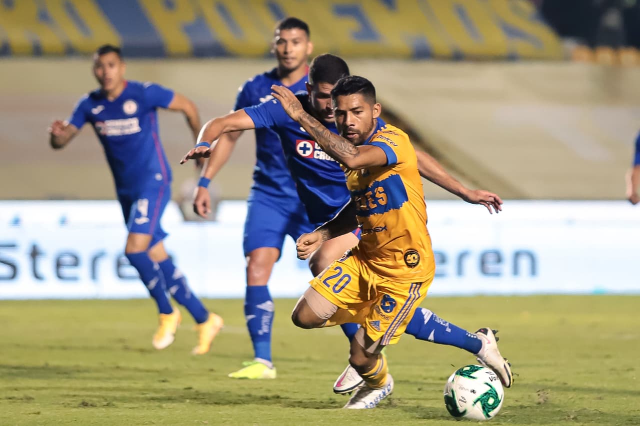 Cruz Azul vence 1-3 a Tigres en el volcán y rasguñan su pase a las semifinales.