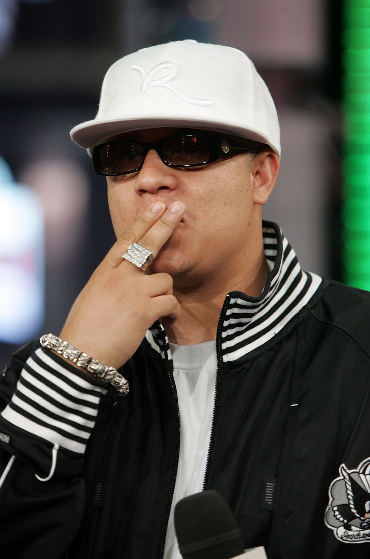 Además, lanzó su primer disco cristiano llamado "El juicio final". Él también declaró que "en este disco se pueden encontrar canciones para entender que Cristo es el camino. Ahora tengo una vida eterna que no tiene comparación, vivo para dar un mensaje que Dios aportó en mi corazón para esta humanidad".