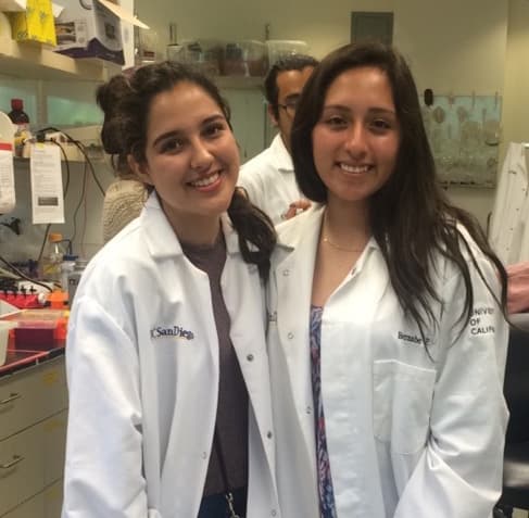 Sofía Ramírez y Verónica Hernández.