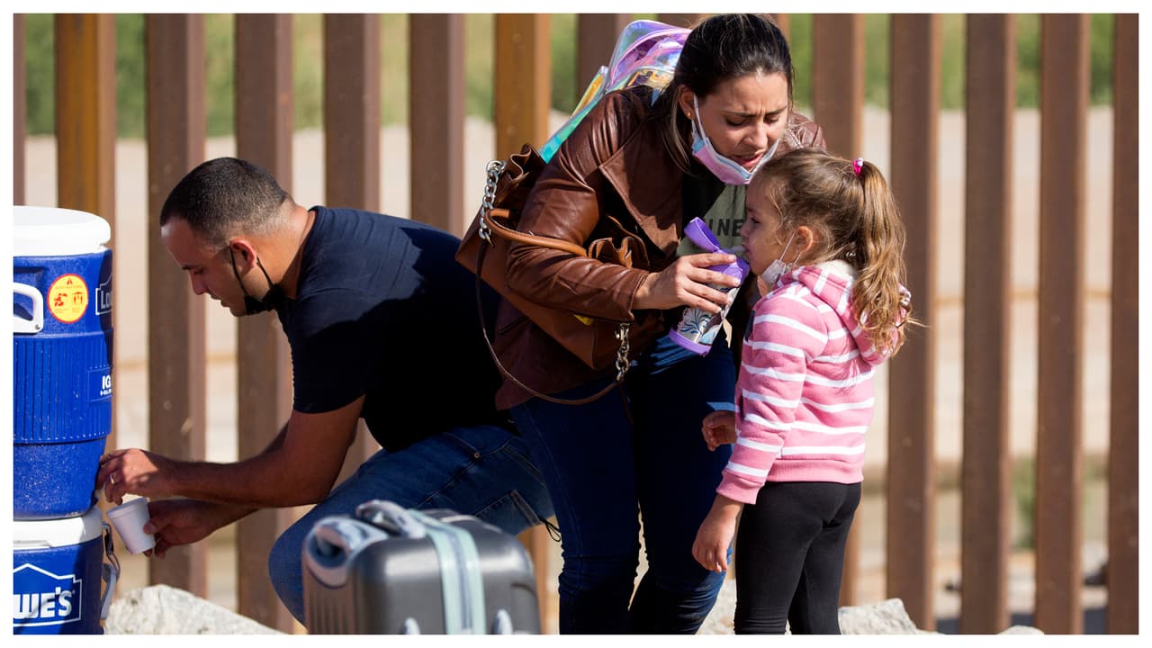 Parole humanitario: ¿por qué se está demorando la aprobación para los menores de edad?