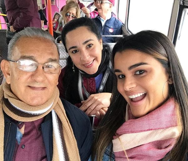 "¡Mi mayor regalo! Gracias por hacer de mi una mujer con valores, en siempre ver lo bueno de los demás y de cada situación, y sobre todo respetar al prójimo. Los amo con todo mi corazón, gracias a ustedes soy quien soy!", escribió en Instagram.