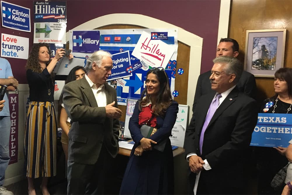 Salma Hayek visitó Texas para hacer campaña a favor de Hillary Clinton
