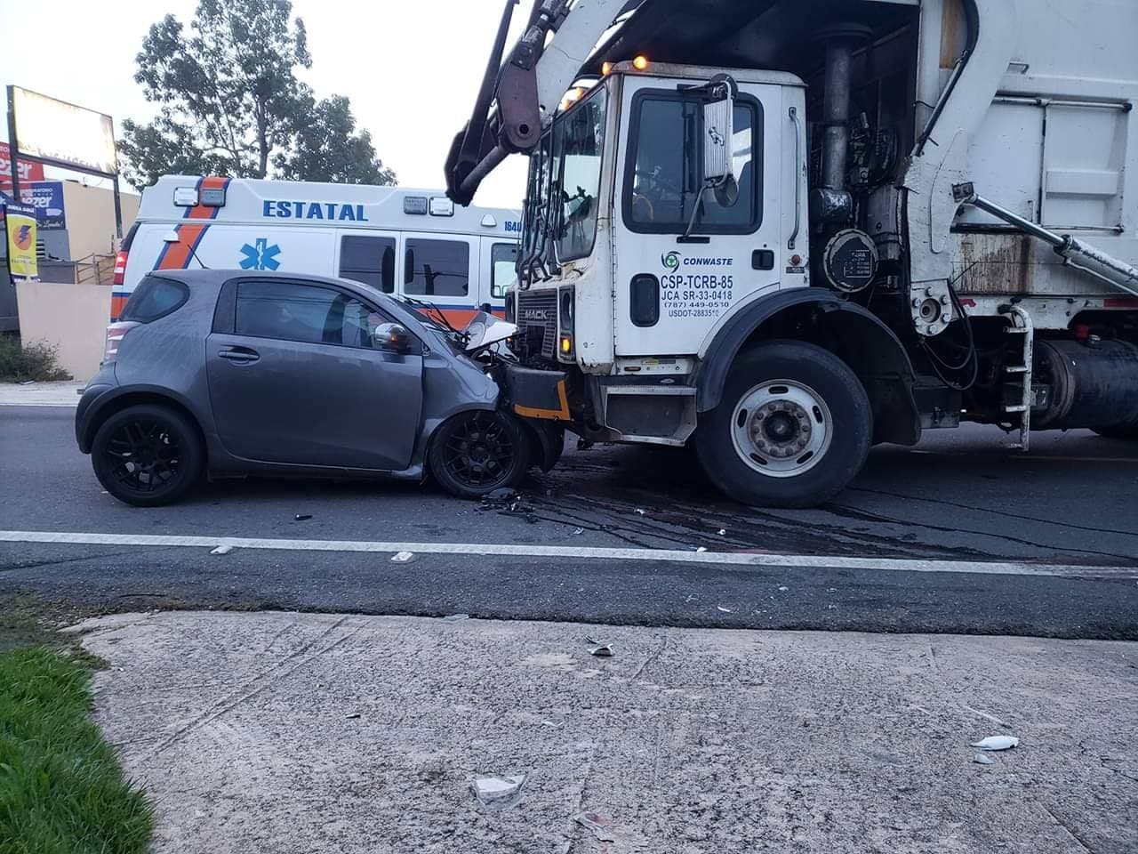 El fatal accidente cobró la vida de un hombre de 54 años de edad. Los hechos ocurrieron en la carretera 110 en Moca.