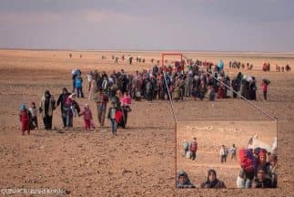 La verdadera historia detrás del pequeño sirio en el desierto