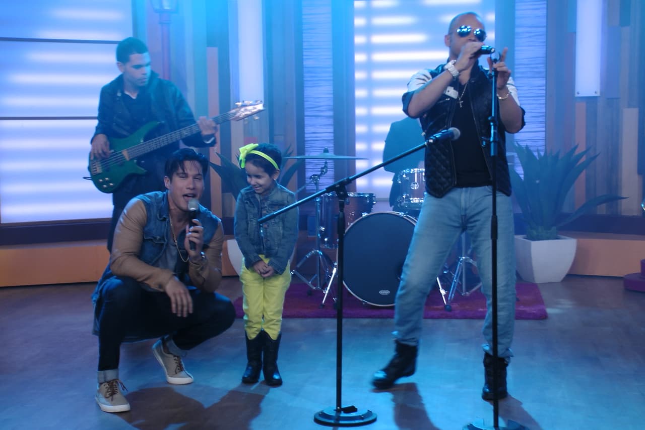 ¡Pero cuánto talento! Salma demostró ser una buena bailarina.