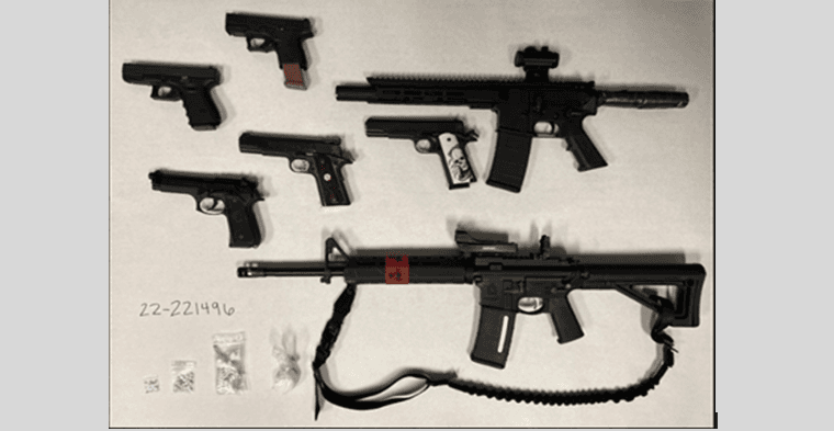 2 detenidos por venta de fentanilo en Bakersfield; les decomisan armas de fuego ilegales