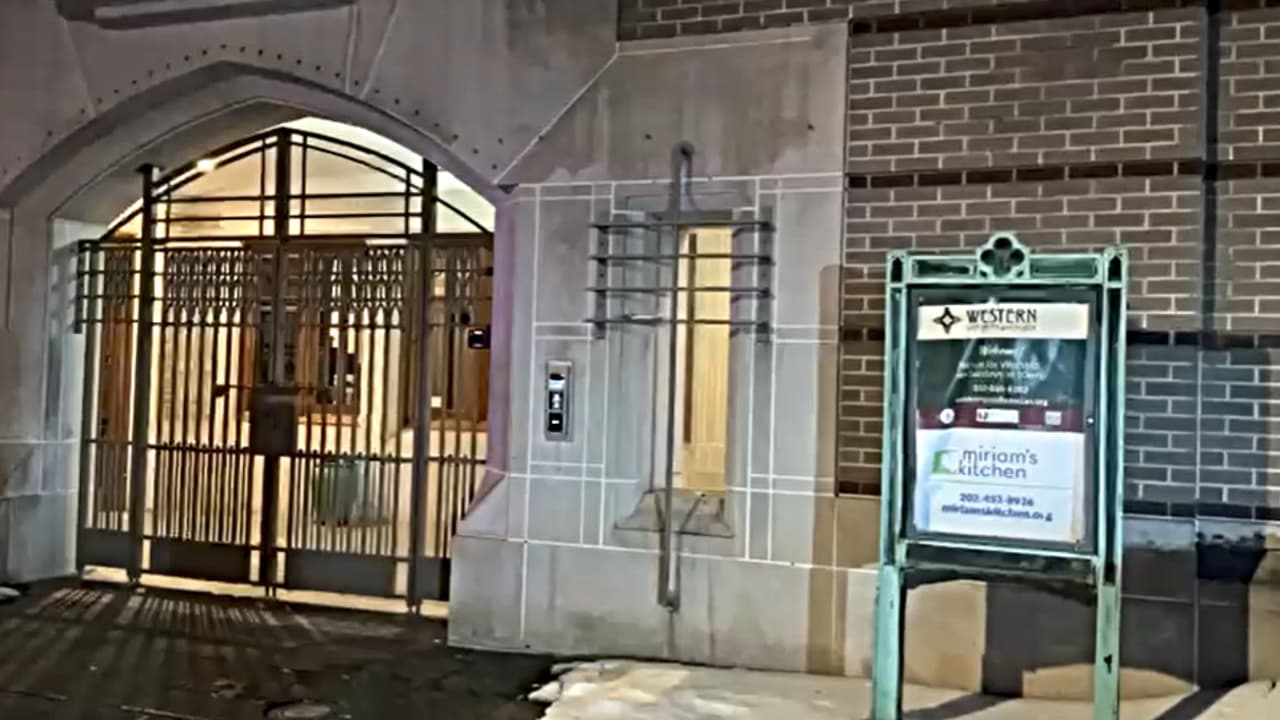 Hombre muere apuñalado en la Cocina de Miriam, sitio de ayuda a indigentes de Washington DC