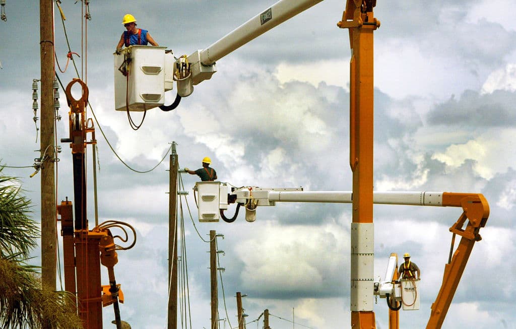 Florida aprueba alza histórica de tarifas eléctricas que afectará a 12 millones de usuarios
