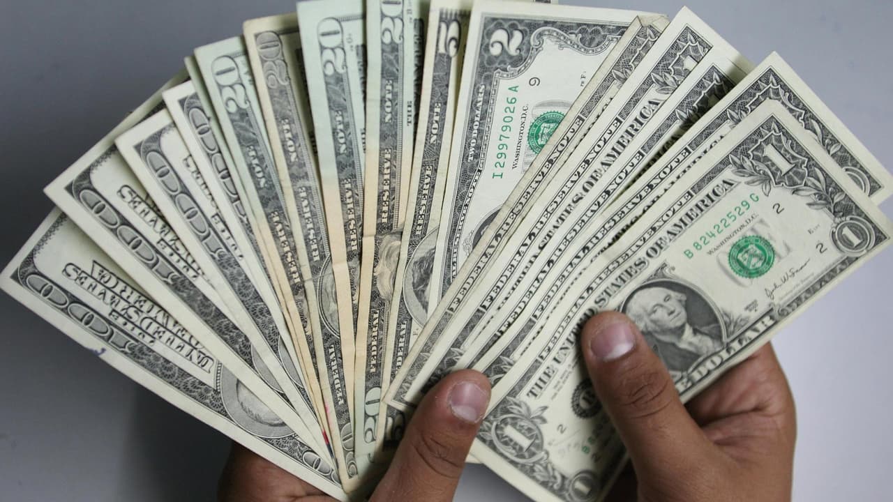 <b>¿Declaración conjunta o separada?</b>
<br>El preparador de impuestos Brayan Coca señala que el estado civil tributario se reflejará en la deducción de tus impuestos. El experto indica que las parejas casadas que presentan la declaración de impuestos conjunta pueden obtener más créditos.