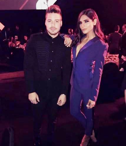 Aquí compartieron juntos en uno de los eventos de la entrega de los Premios GRAMMY en Las Vegas.
