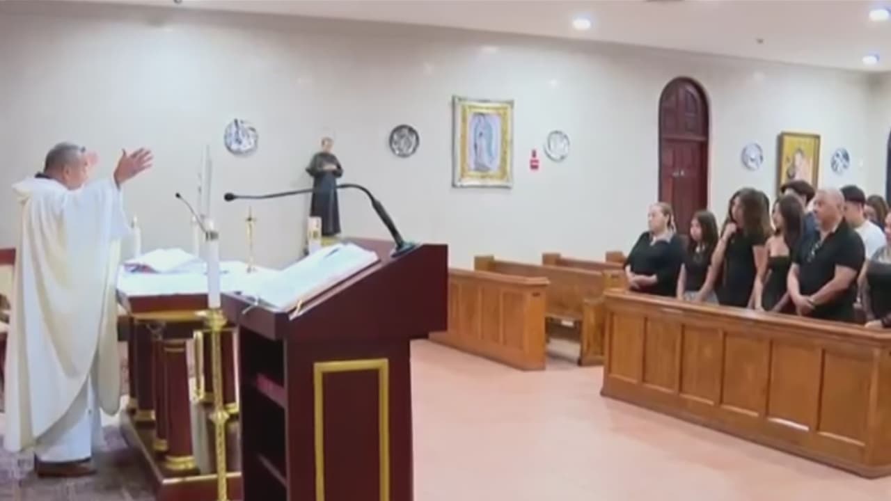 "Me estoy volviendo loca": familiares de barberos asesinados en Hialeah hace un año exigen justicia