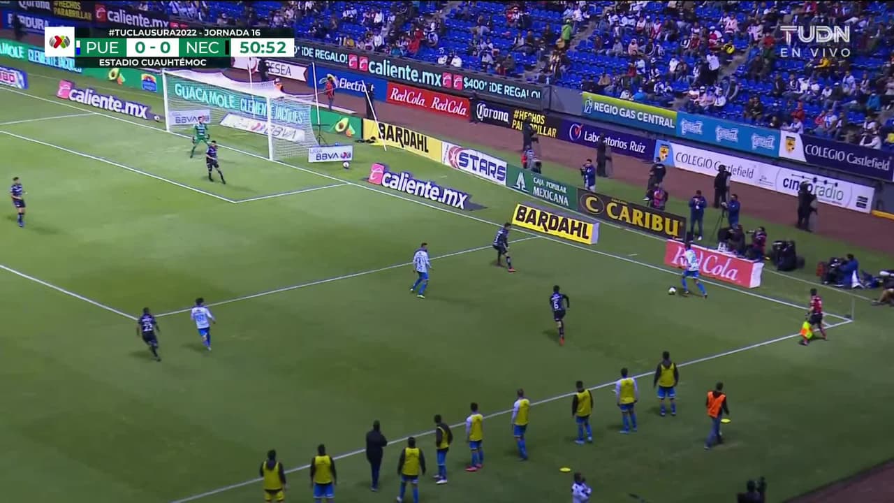 ¡TIRO ATAJADO! disparo por Diego Zago Gravito.