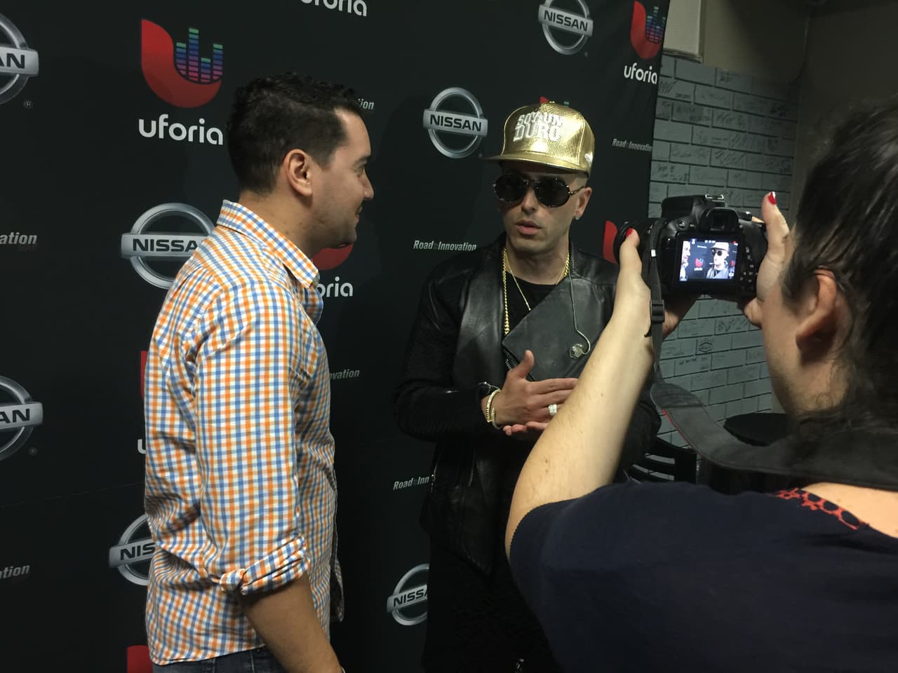 Yandel estuvo en Houston y nos tuvo "Moviendo Caderas".