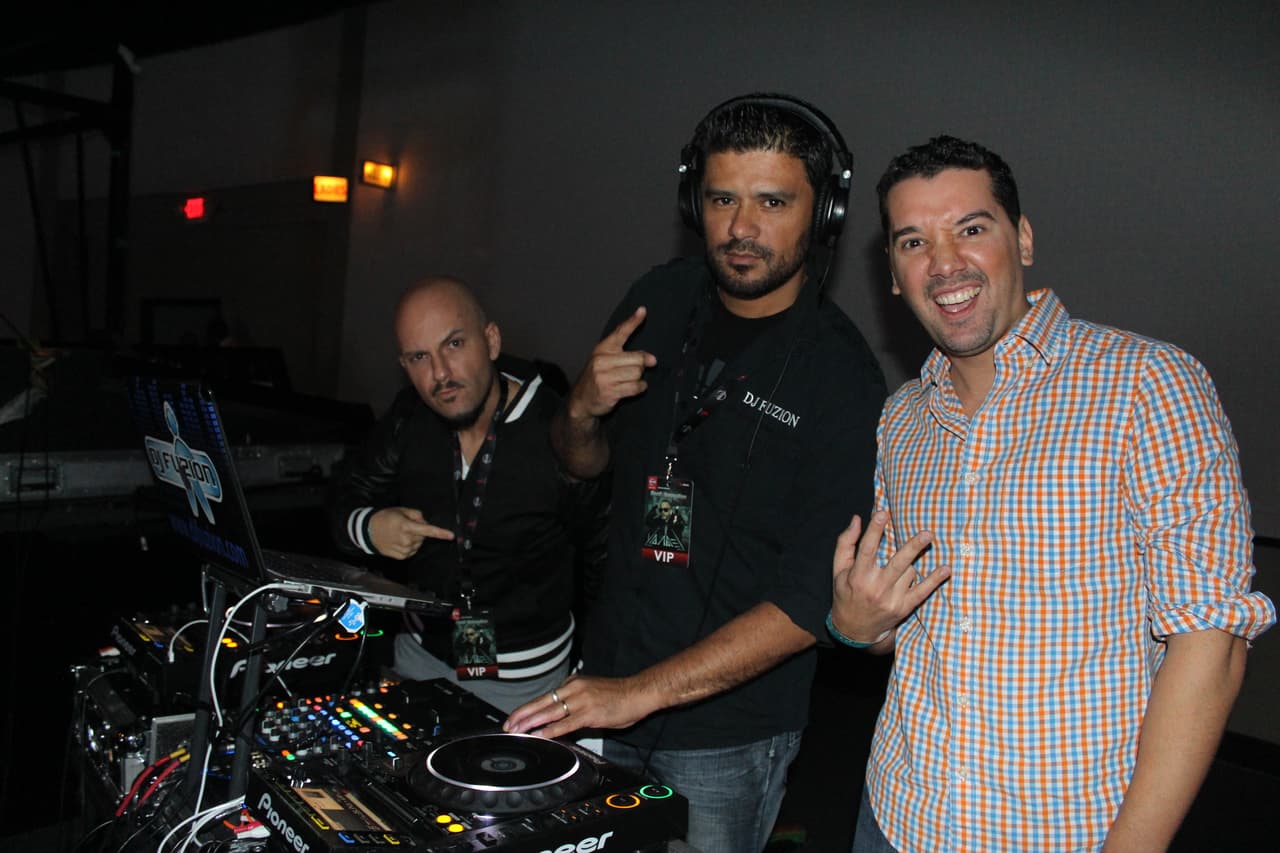 Yandel estuvo en Houston y nos tuvo "Moviendo Caderas".