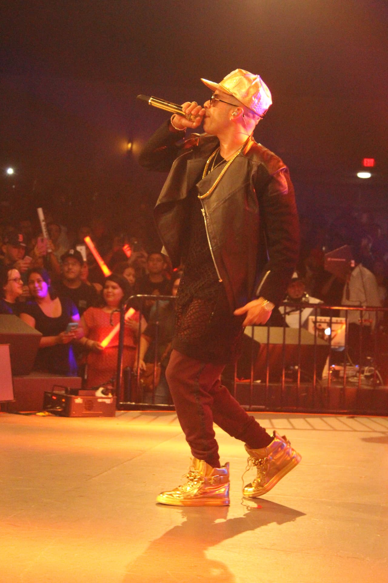 Yandel estuvo en Houston y nos tuvo "Moviendo Caderas".