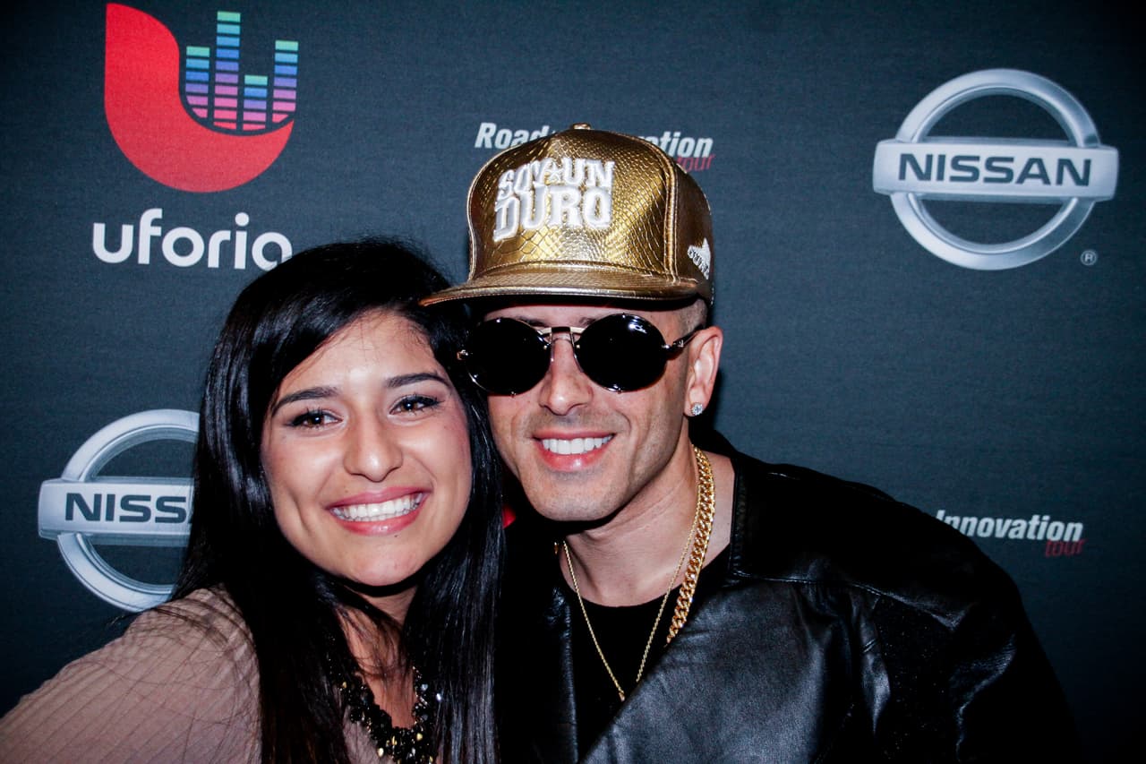 Yandel estuvo en Houston y nos tuvo "Moviendo Caderas".