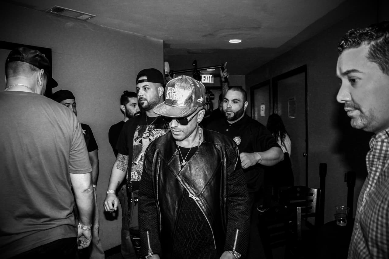 Yandel estuvo en Houston y nos tuvo "Moviendo Caderas".