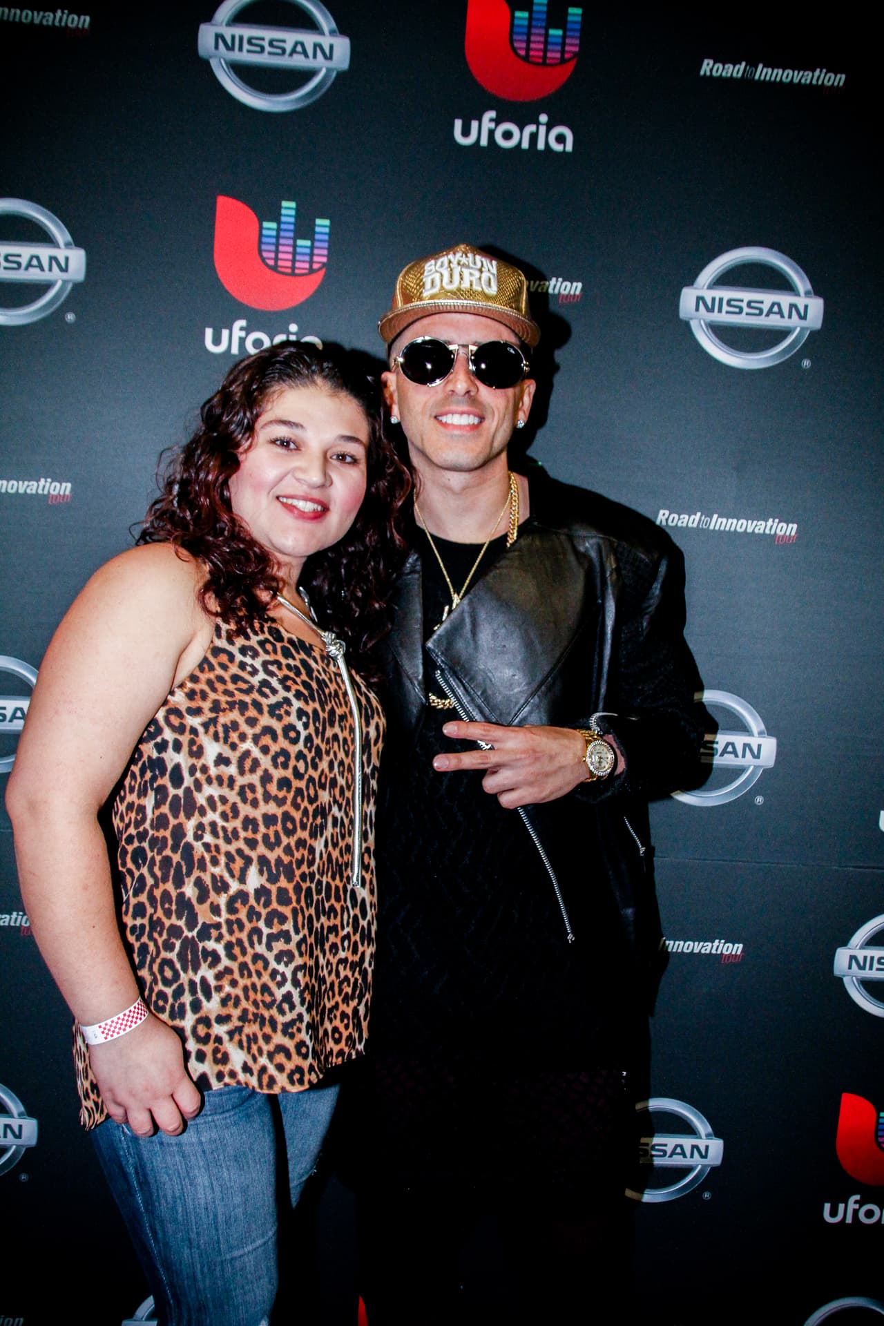 Yandel estuvo en Houston y nos tuvo "Moviendo Caderas".