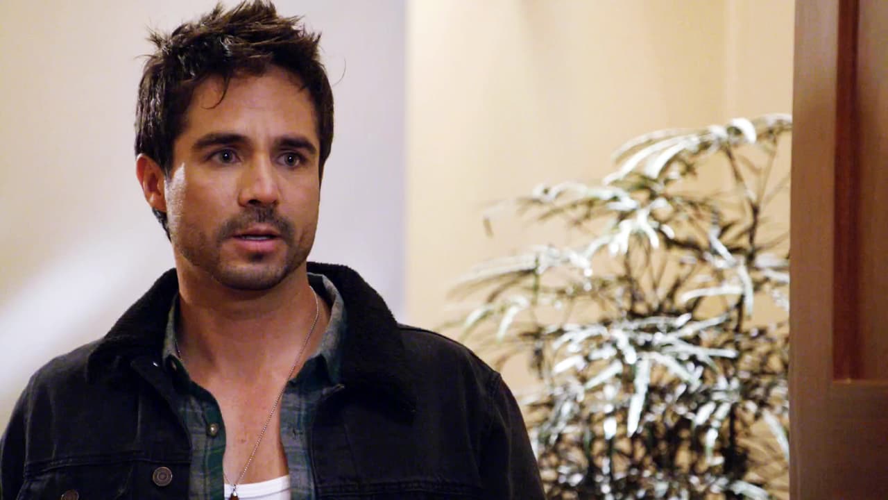 Fue ahí cuando el destino se encargó de presentarlos, Ramón había regresado de la ciudad y buscó a su madre para darle la noticia, pero al verlo Fabiola se imaginó lo peor.