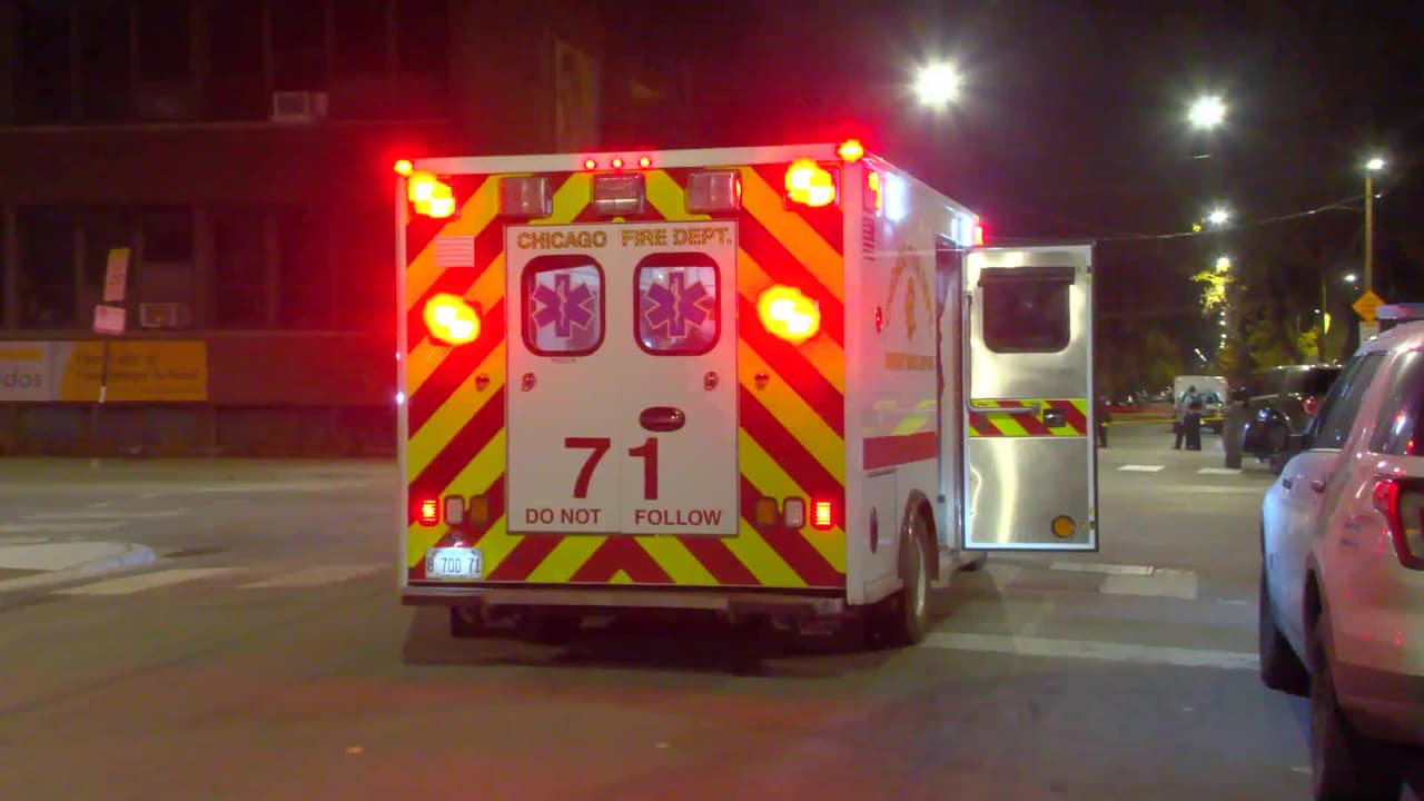 Apuñalan a Policía de Chicago mientras respondía a disturbios por trastorno de salud mental