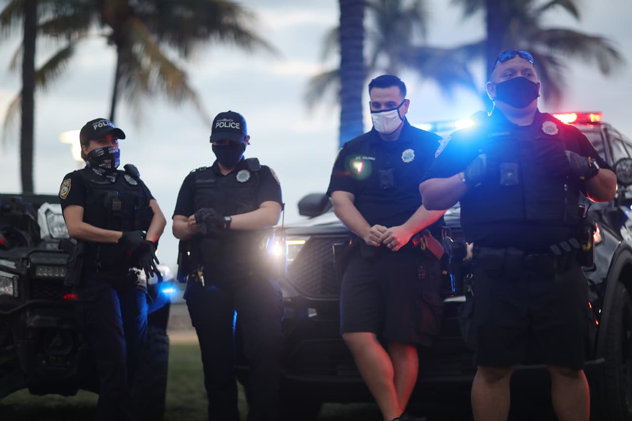 Declaran estado de emergencia en Miami Beach ante el caos generado por el 'Spring Break'