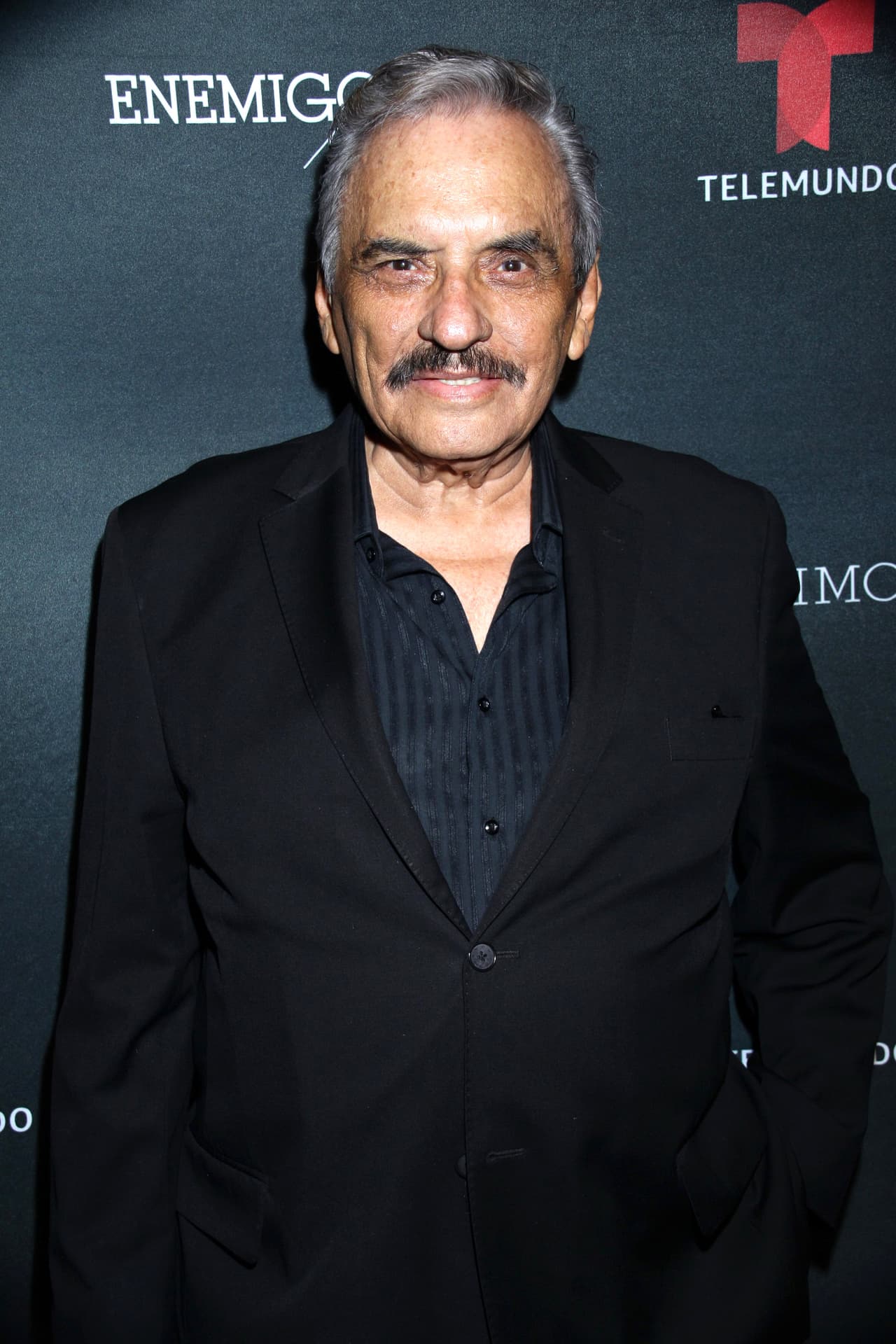 En más de 40 años de trayectoria, el fallecido histrión participó en casi cinco decenas de telenovelas, incluyendo los éxitos ‘El derecho de nacer’, ‘Bajo un mismo rostro’ y ‘La fea más bella’. 
<br>